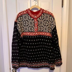 Gorgeous warm wool L.L. Bean sweater Size L